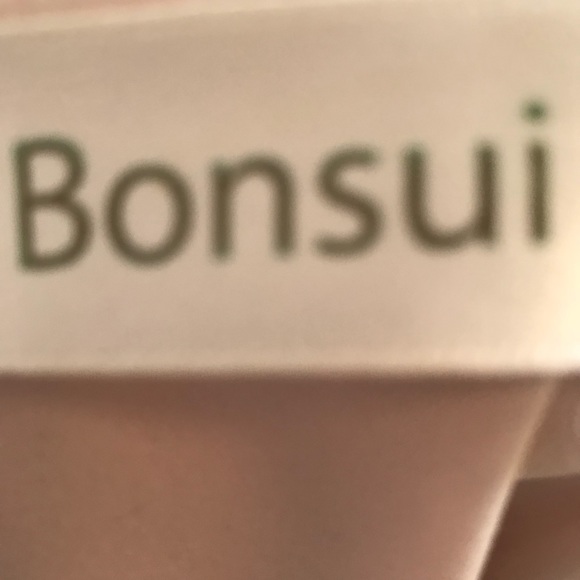 Top. - Picture 4 of 4